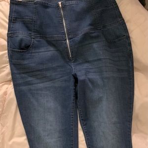 Ashley Stewart’s High Waisted Jean ( size 20)